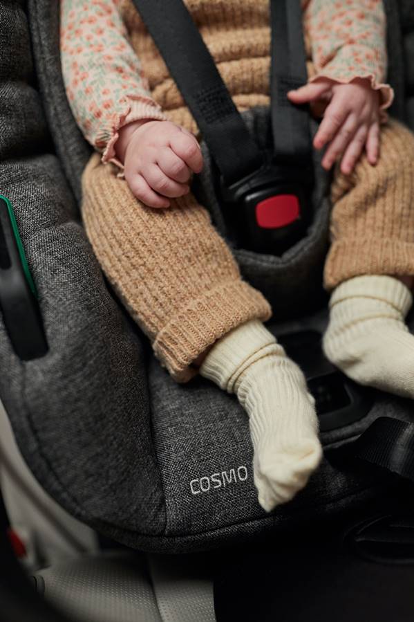 Jak ubrać niemowlę do fotelika